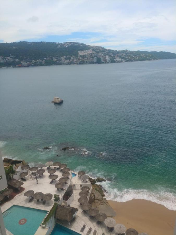Suite En Torres Gemelas A Pie De Playa 611 Acapulco Luaran gambar
