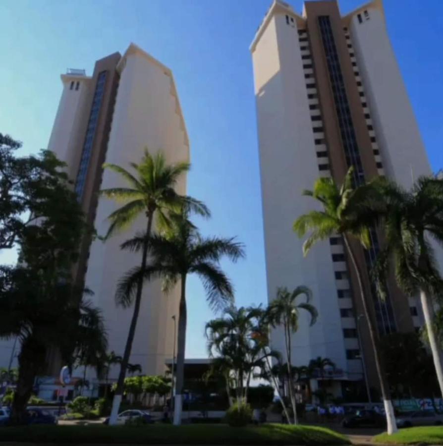 Suite En Torres Gemelas A Pie De Playa 611 Acapulco Luaran gambar